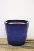 Cache pot en terre bleu