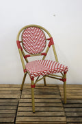 Chaise bistro rouge et blanche