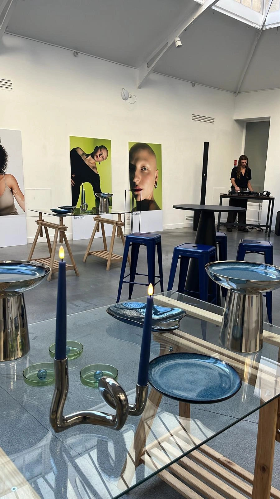 Tabouret metallique bleu