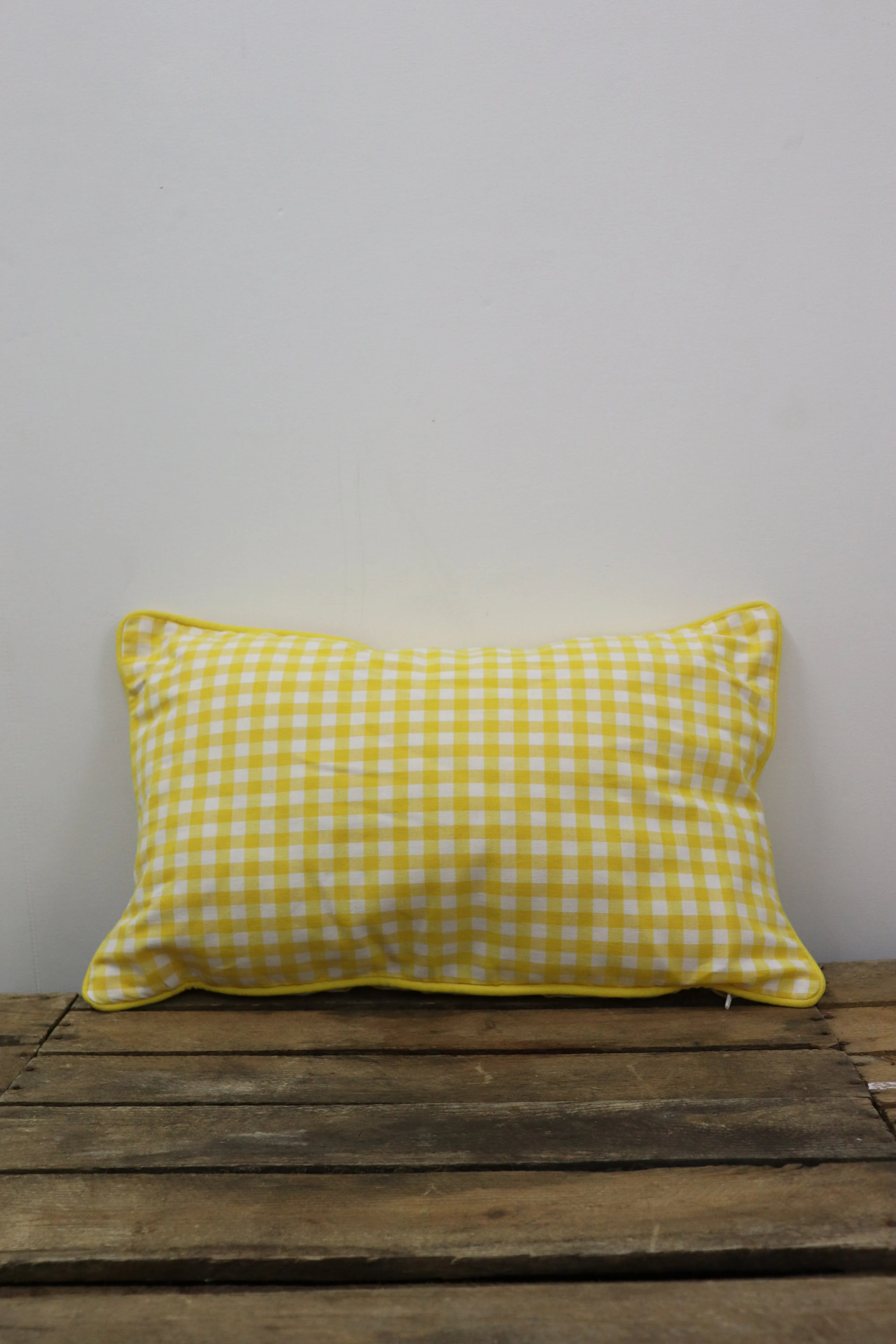 Coussin vichy jaune