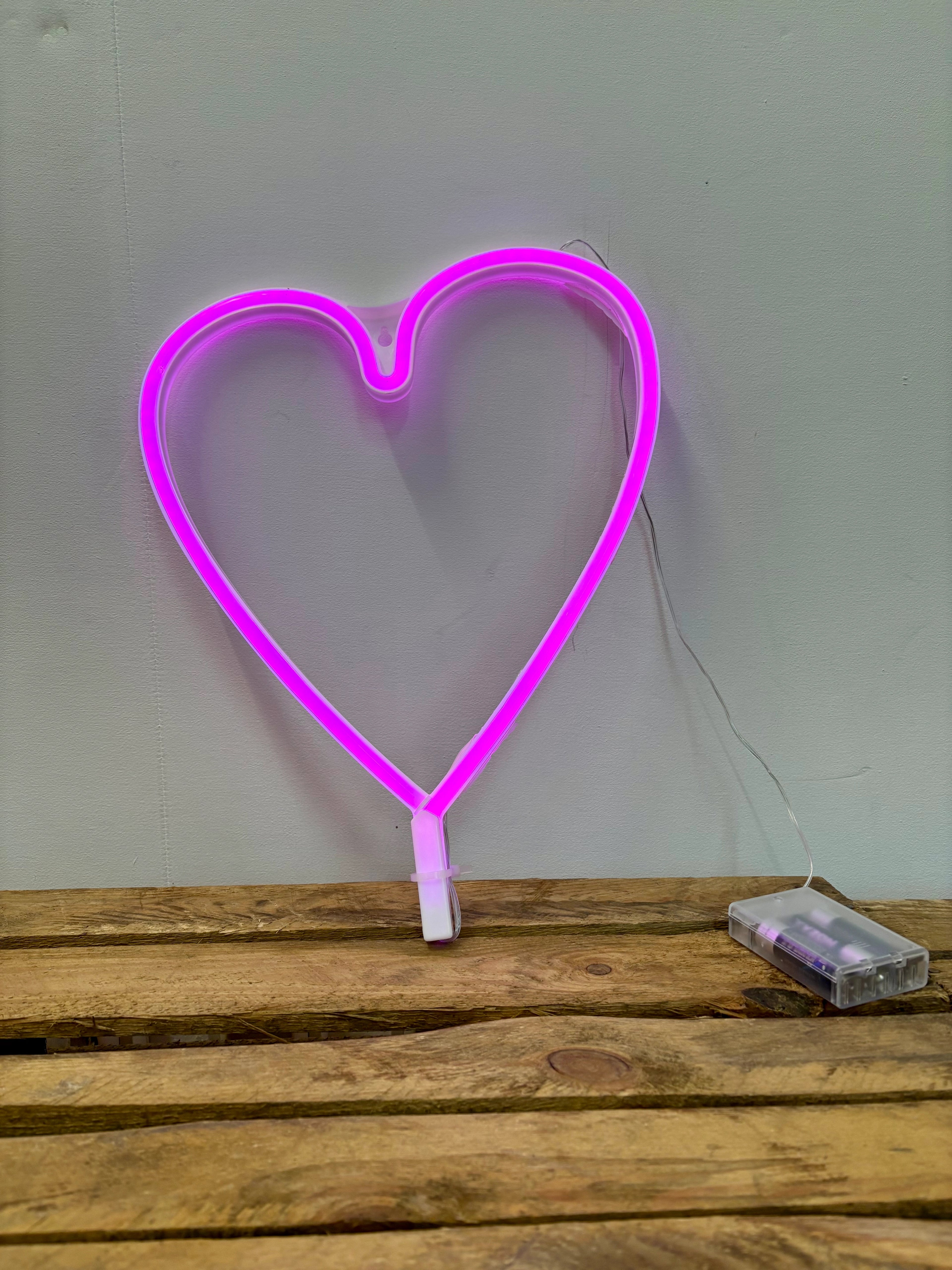 Néons coeur rose