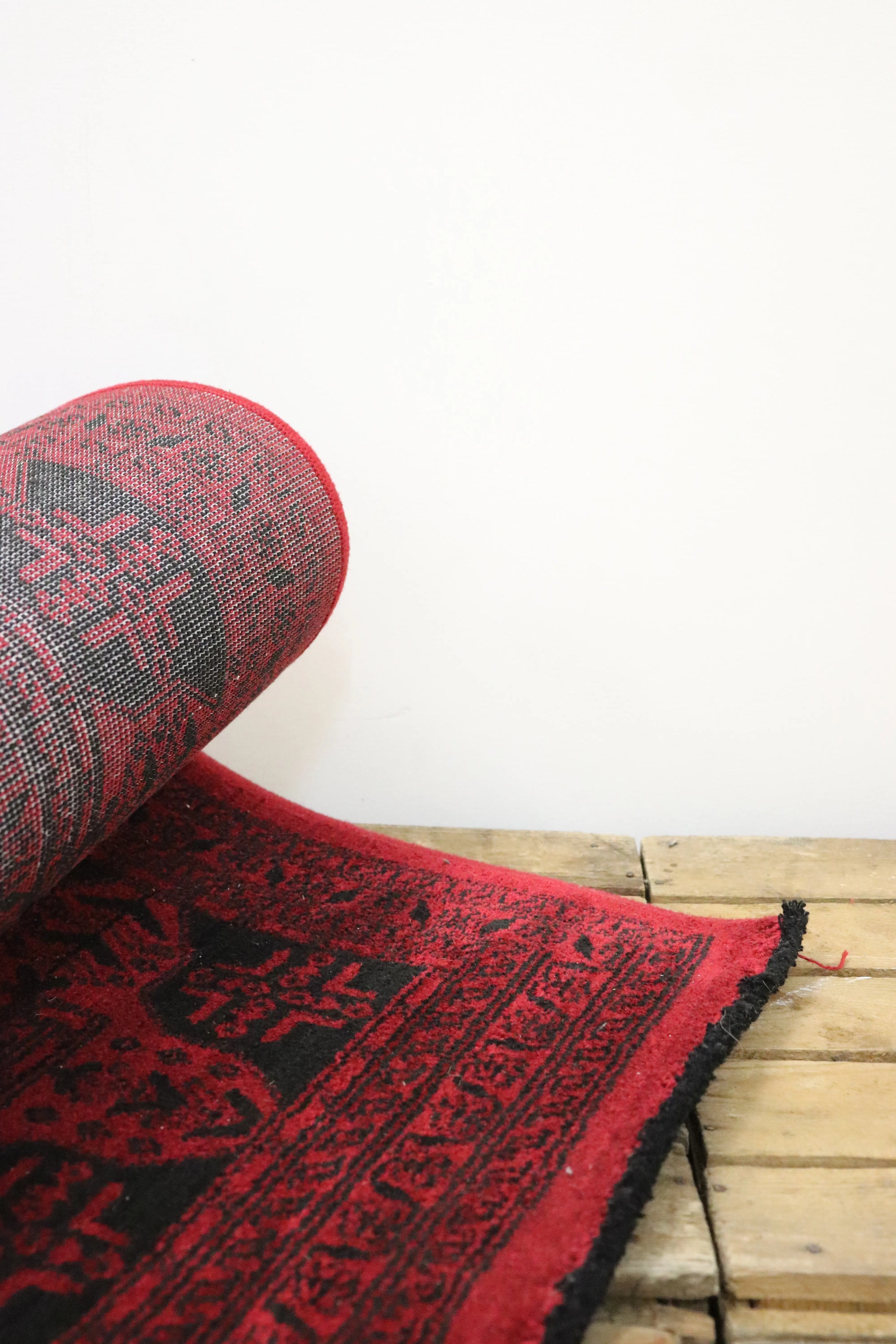 Tapis style Berbères / rouge-noir 1