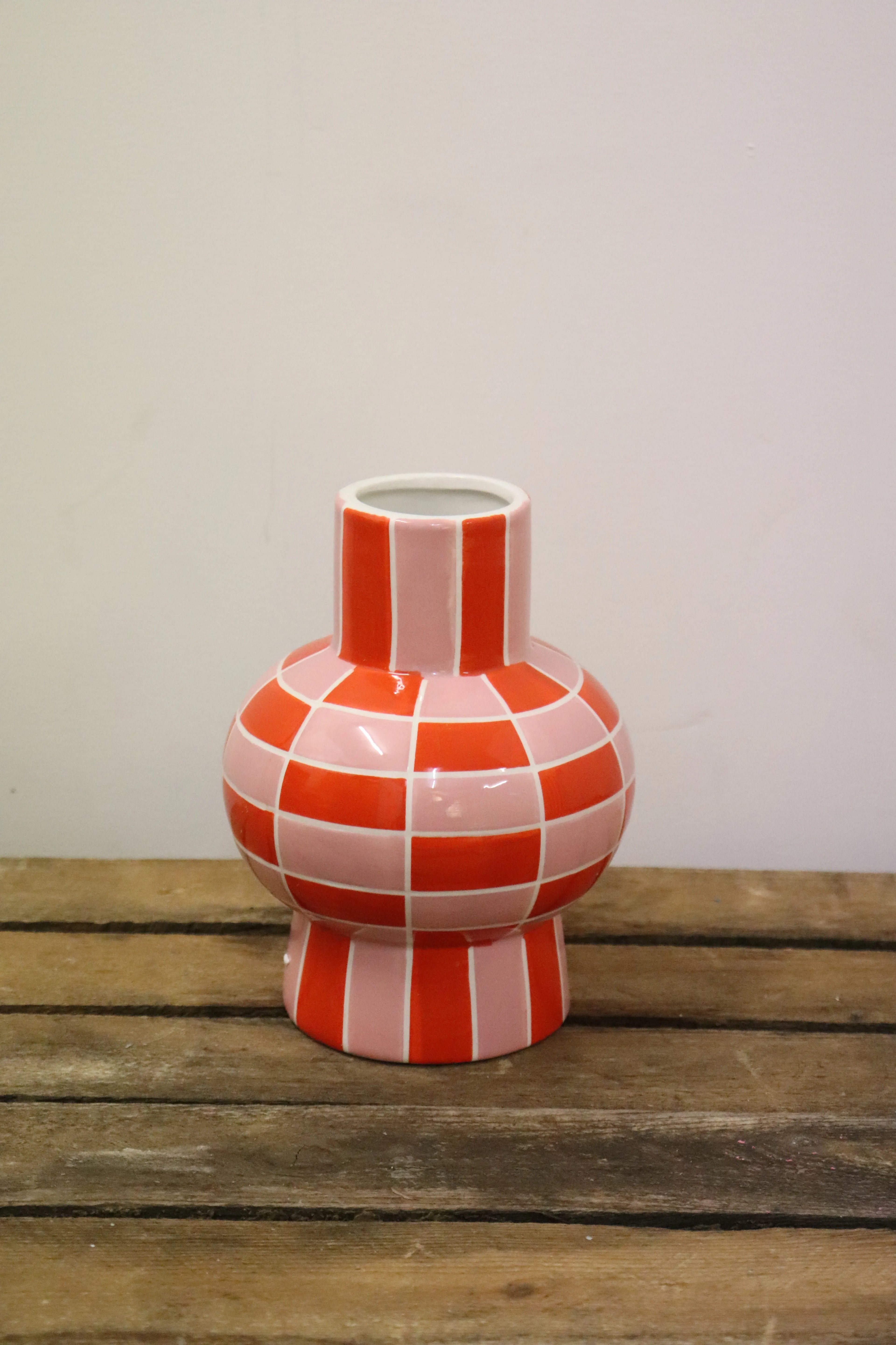 Vase géométrique orange et rose