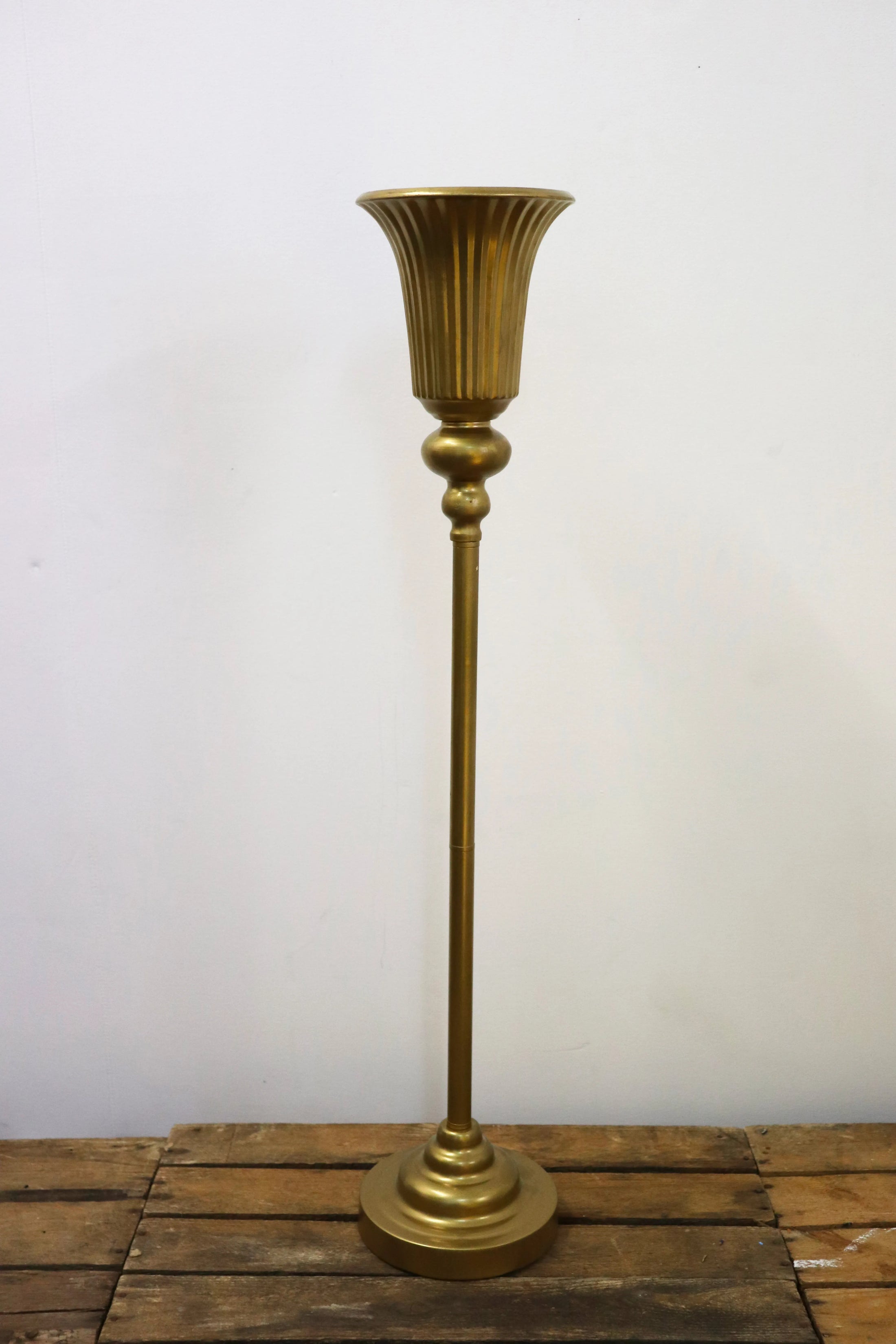 Vases sur pied haut doré