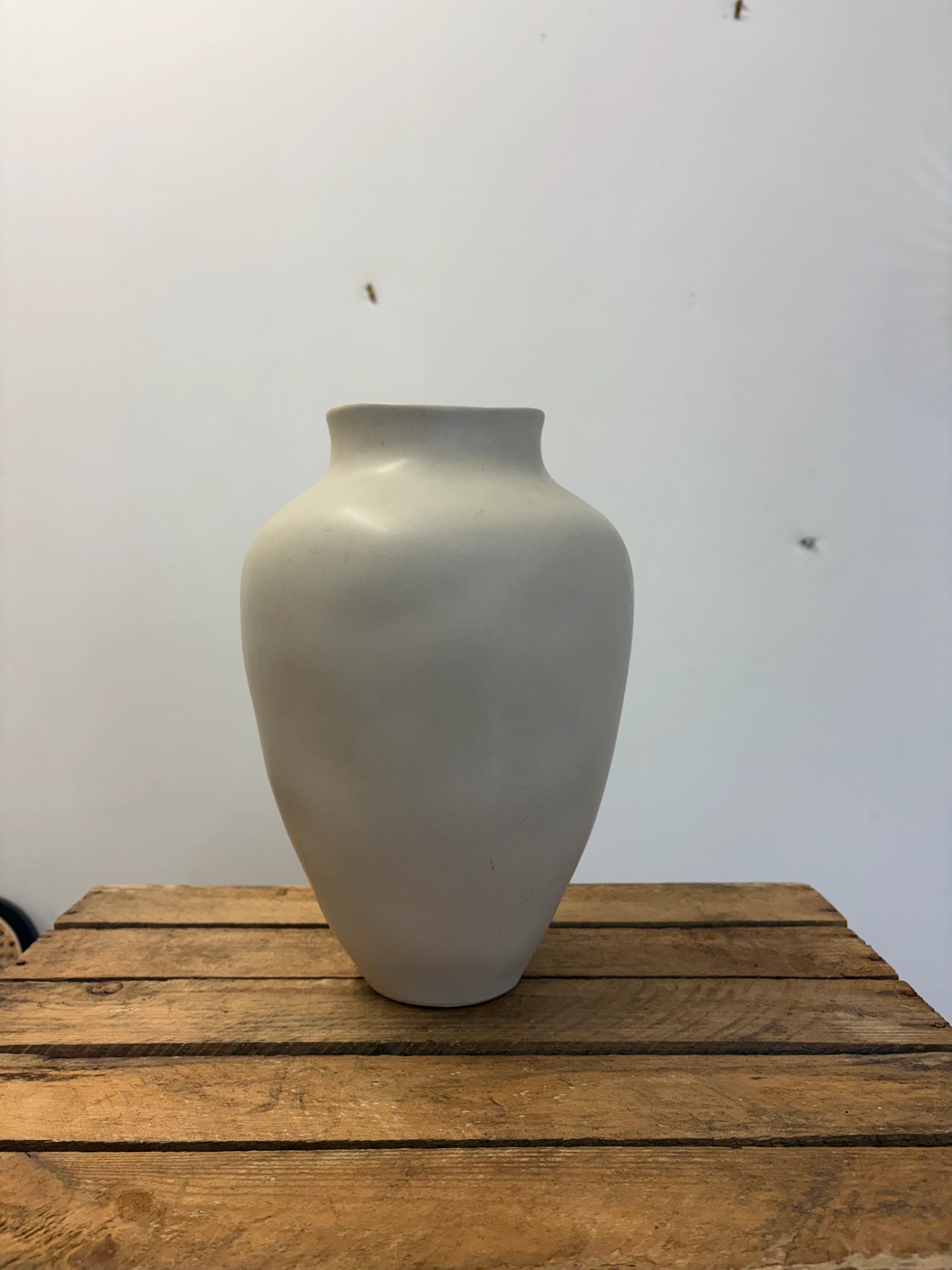 Vase écru design